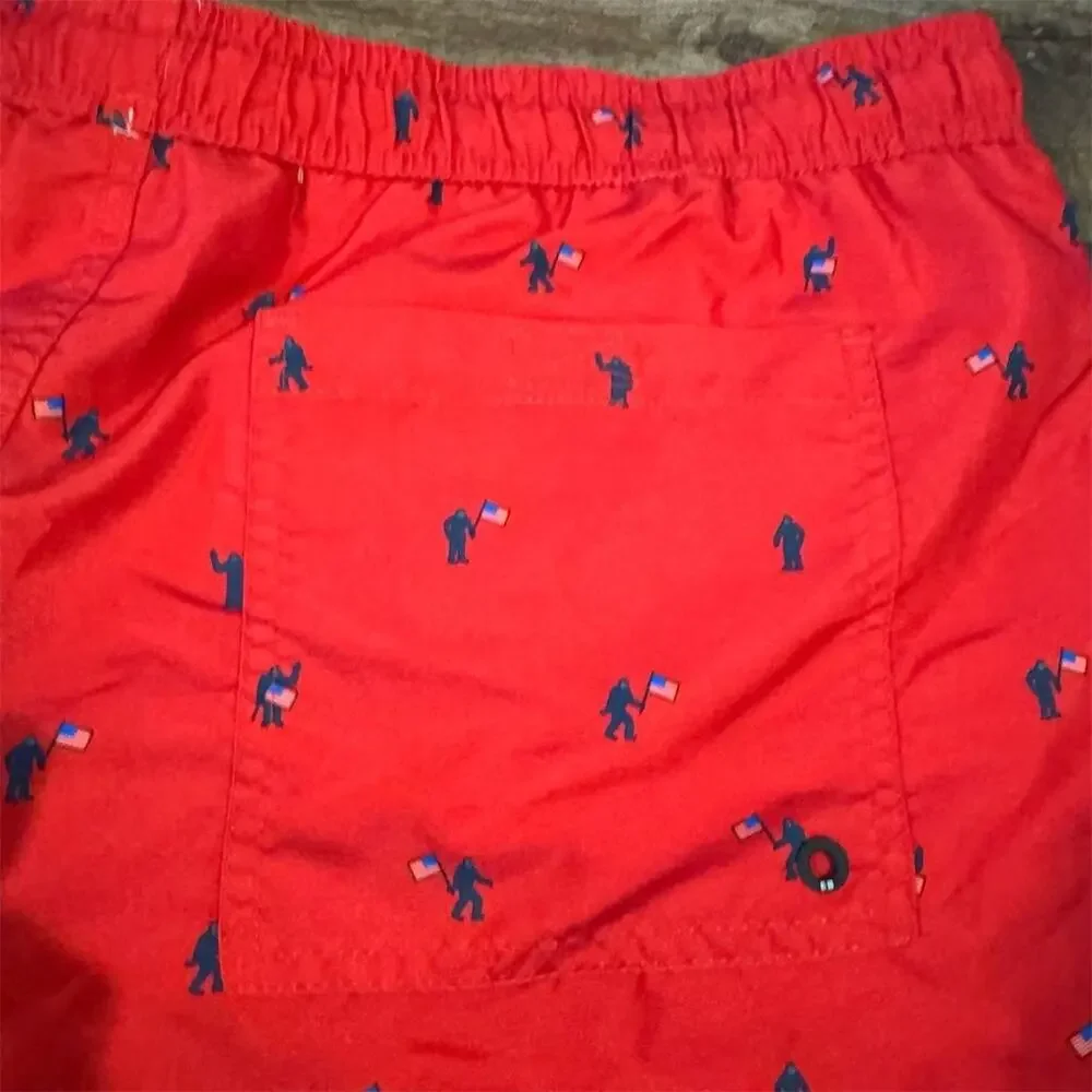 Eddie Bauer Swim Trunks XL Red Sasquatch USA Flag Print Quick-Dry SPF 50+ Beach
